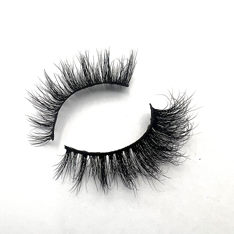Gold 6138 - 1/5 PAAR 3D Echt Mink Wimperextensions